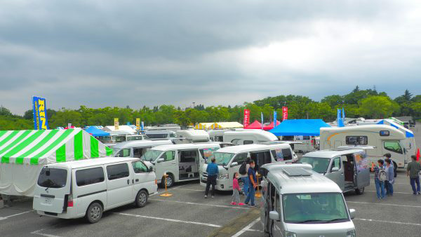 さいたまキャンピングカー商談会の写真3